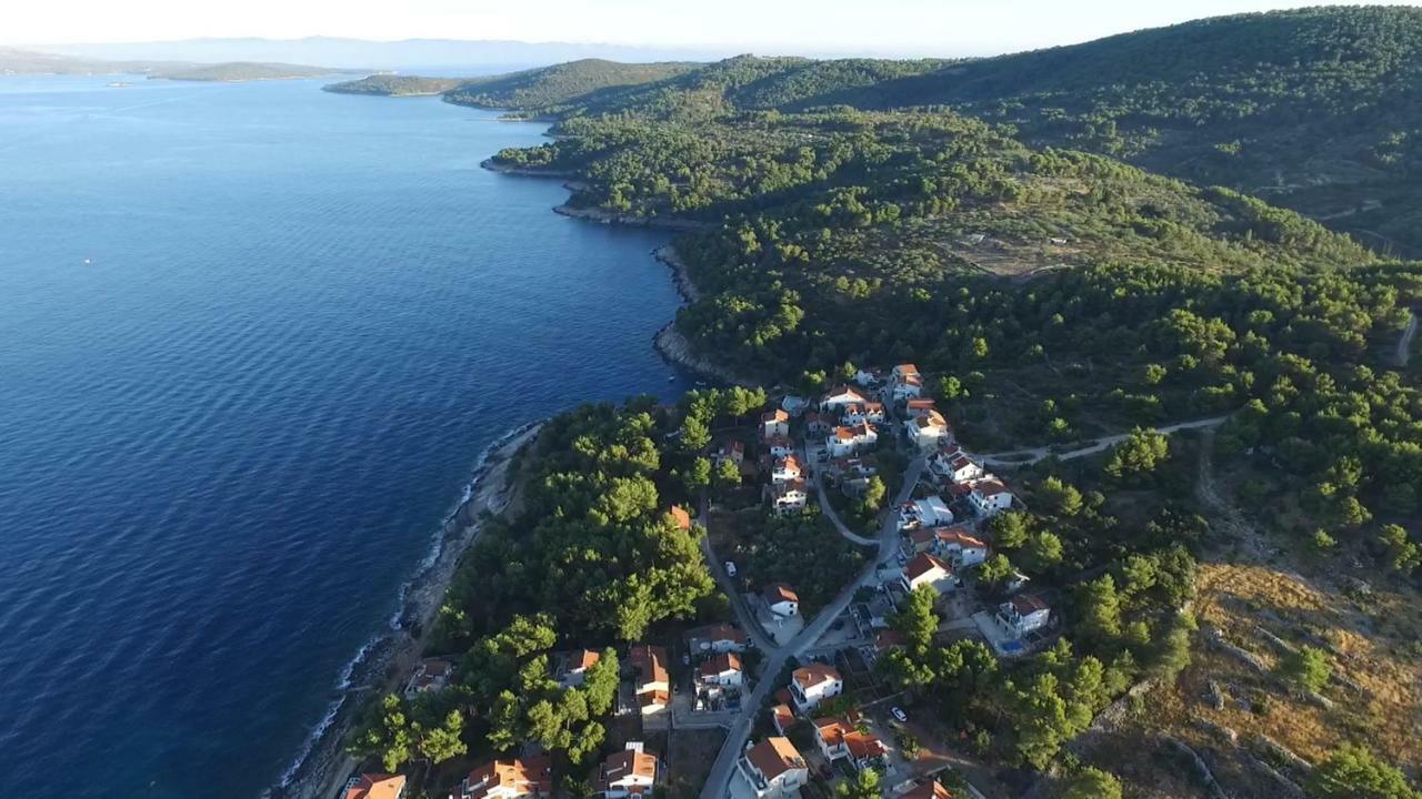 Azuro Verde ستومورسكا المظهر الخارجي الصورة